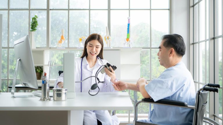 ตรวจสุขภาพประจำปี สำคัญยังไง ทำไมต้องตรวจทุกปี