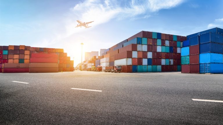 อยากทำธุรกิจส่งออก ควรเริ่มต้นยังไงดี