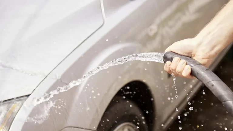 การล้างรถอย่างถูกวิธี สีสวยคงทน ปกป้องรถได้ยาวนาน